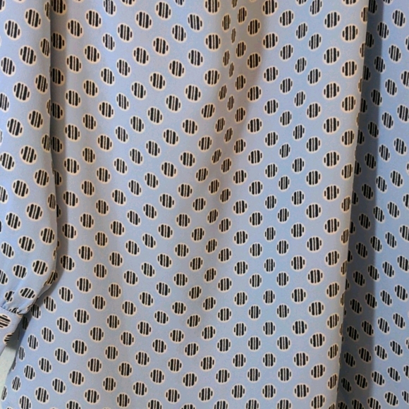 Loft Top - Picture 2 of 5